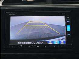 ◆バックカメラ◆リバースにするだけで映ります、後方の安全確認や、狭い駐車場での車庫入れ、雨の日や夜間など視界の悪い時に便利です！安全にバックする為には欠かせない装備です。