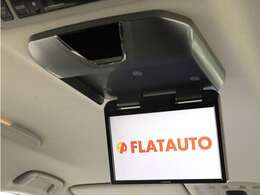 【後席モニター！】フリップダウンモニター完備！お子さまも映像を見ながら、快適に楽しくお過ごしいただけます♪ミニバンでは欠かせない大人気装備です！！