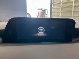 【メーカーSDナビ】FM＆AMを聴くことは勿論のこと！！CD＆DVD再生可能で地デジTVの視聴も可能な多機能ナビでドライブも快適ですよ☆