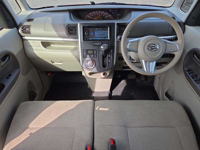 運転しやすいインパネ周りです。見やすいレイアウトで快適なドライブをサポート☆