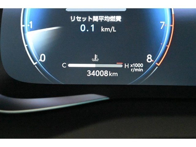 走行距離：34，008km（撮影時）　ご来店時や納車時には展示の移動や整備などで、若干 距離が進んでいる場合がございます。