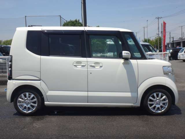 【100台展示台数】各メーカーでの見比べ・同車種での見比べなどなど見比べながら車を選んでみませんか？当店なら可能です！ぜひ見て比べて納得の一台を探します！お車探しの際はお気軽にご相談ください！！