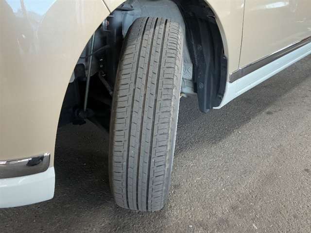 ホイール・タイヤ溝の状態も気になりますよね。お気軽にお問い合わせください！