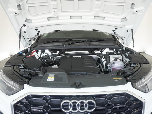 アウディ Q5 40 TDI クワトロ Sライン ディーゼルターボ 4WD
