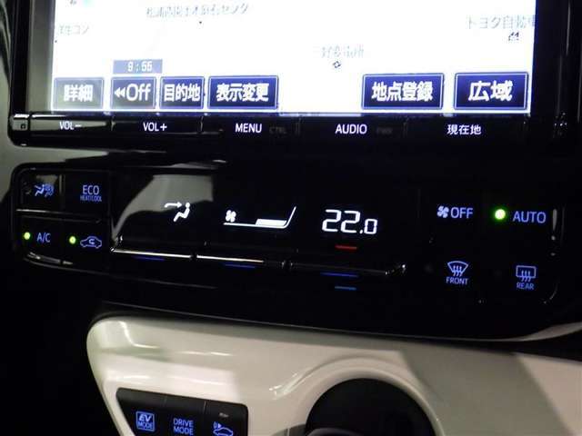 【オートエアコン】お好みの温度に設定して頂くと、車内の温度を自動調整♪快適にクルマの中を過ごして頂けます。