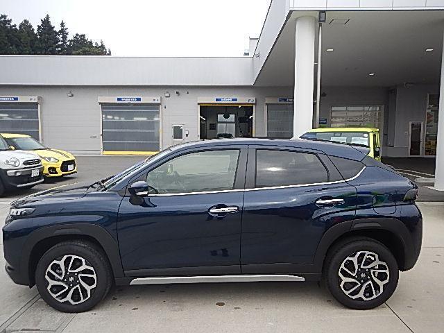 ボディーカラーはセレスティアルブルーパールメタリック☆