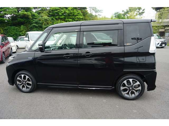 自動車保険も取り扱っています。お見積もりからでもOKです。お気軽にお問い合わせください。