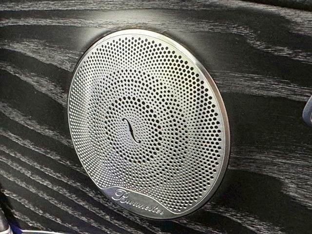 【Brumester（ブルメスター）】高音質スピーカーを搭載しております。専用チューニングにより、クリアで臨場感あふれるサウンドを実現しワンランク上の空間をお楽しみください。
