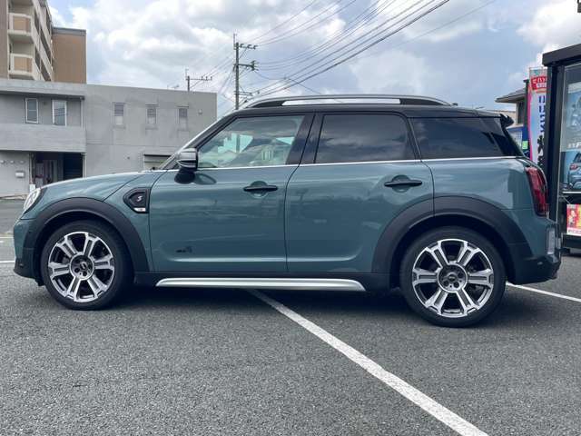 新車リースはもちろん中古車販売、買取、板金塗装、レンタカーなどお車の事なら何でもご相談ください。ご来店心よりお待ちしております。