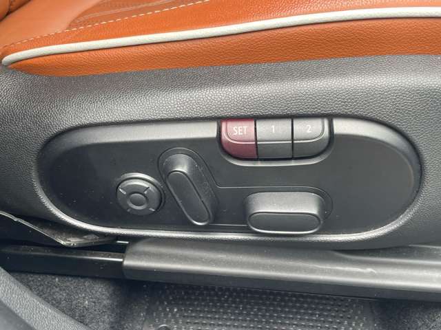 運転者にとっては日々使用することとなる運転席です。運転席からの視界は、店頭にてお客様ご自身の目でお確かめください！