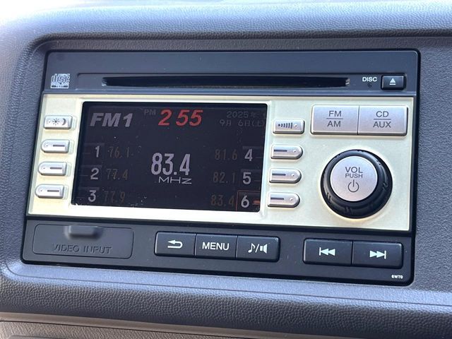 お好きな音楽を車内でお楽しみいただけます♪スピーカー交換・ウーハー追加などの音質向上や、最新ナビ・後席モニター等の取り付けも是非ご相談ください！