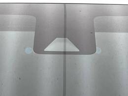 【トヨタセーフティセンス】走行中に前方の車両等を認識し、衝突しそうな時は警報とブレーキで衝突回避と被害軽減をアシスト。より安全にドライブをお楽しみいただけます。