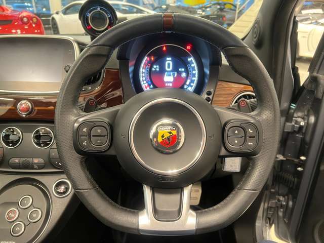 ■買取に関して・・・当社は車種・モデル・年式・走行距離に関わらず高価買取にチャレンジしております！■希少モデルや希少カラー・自慢のオプション装着車など当社ならではの査定にご期待ください！