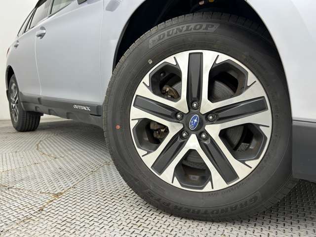 【　純正アルミホイール　】225/65　R17