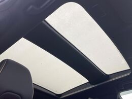 【パノラマルーフ】大型のガラスルーフ搭載で車内の解放感が一気にアップ！開放的なドライブをお楽しみいただけます。