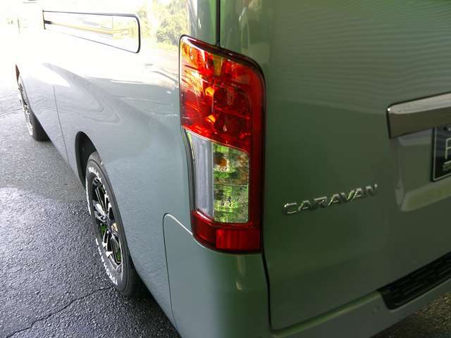 純正LEDテールランプ！