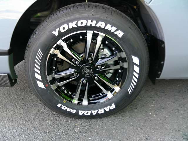 ステルスグレー　LEDヘッドランプ　インテリジェントエマージェンシーブレーキ！　全国納車可能です！