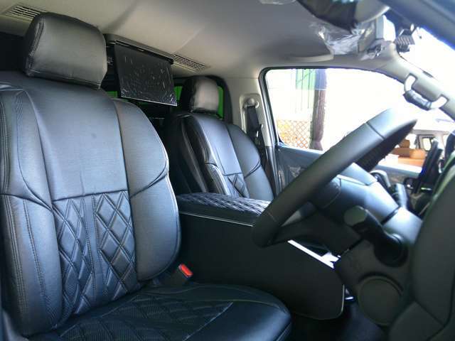 ステルスグレー　LEDヘッドランプ　インテリジェントエマージェンシーブレーキ！　全国納車可能です！