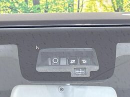 【スズキ　セーフティサポート】走行中に前方の車両等を認識し、衝突しそうな時は警報とブレーキで衝突回避と被害軽減をアシスト。より安全にドライブをお楽しみいただけます。
