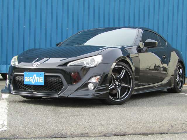 当社の保証は、全国のディーラー様や認定工場で修理の対応可能です！走行無制限！金額無制限！付加サービスも充実！登録から15年延長可能です。詳しくはスタッフまでお問い合わせ下さい。