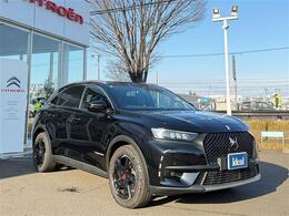 専門のサービススタッフに専用テスター。ご納車前の点検整備から、アフターサービスまで、お任せ下さい。