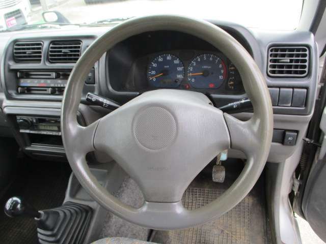 軽バン・軽ワゴン・軽SUV・軽乗用・軽トラック・軽オープンなどなど、軽自動車は何でもお任せください！！お買い得な普通車も在庫致します！