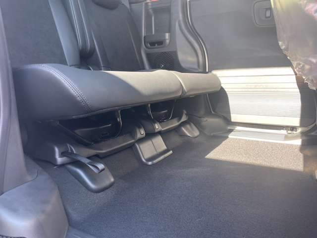 株式会社オートコミュニケーションズ　成田店の車両を拝見頂きありがとうございます。ご不明な点やなどご要望がございましたら、お気軽にメールもしくは、TEL：043-496-1222にてお問い合わせください。