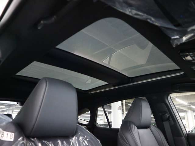 遠方（九州、沖縄除く）のお客様でも陸運局に持ちこまずに名義変更可能ですので店頭納車の場合は余計な諸費用も頂いておりません。遠方陸送納車も格安にてご納車可能です☆自走の場合は交通費相当でお届けも可能です