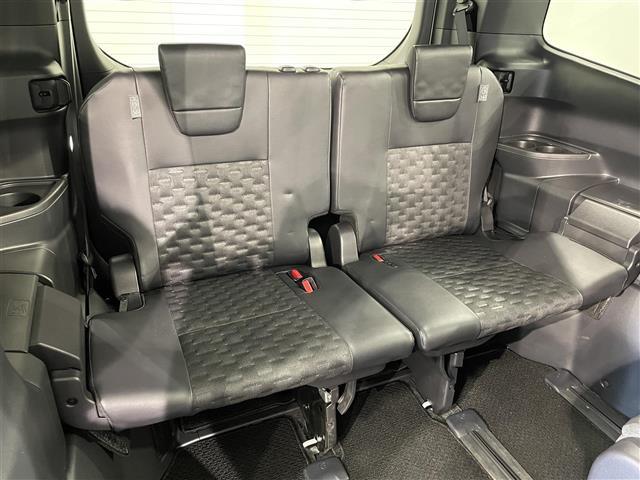 【3列目シート】店舗にて現車の確認も頂けますので、お電話で在庫をご確認の上是非、ご来店くださいませ！！！後席モニター/フリップダウンモニターの取付も承っております♪