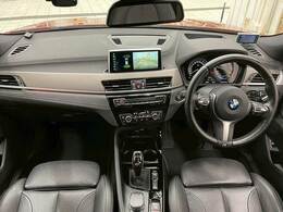 【純正HDDナビ】です。ラジオ視聴やBluetooth等充実装備。