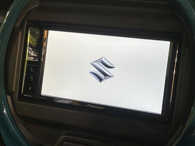 【ディスプレイオーディオ】視認性が高いディスプレイオーディオを装備♪操作性も良好で直感的なソース選択が可能です。