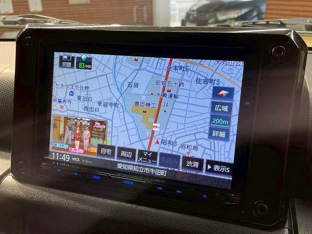 【純正ナビ】一体感のあるナビは、高級感ある車内を演出してくれます。Bluetooth再生などオーディオ機能も充実しておりますので、運転もより楽しめます♪