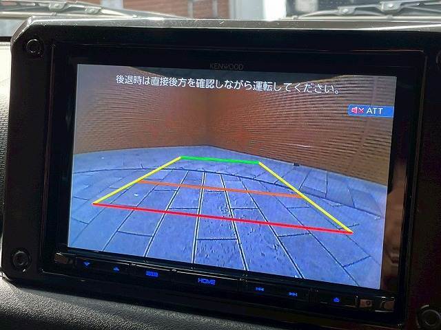 【バックカメラ】便利なバックカメラで安全確認もできます。駐車が苦手な方にもオススメな便利機能です。