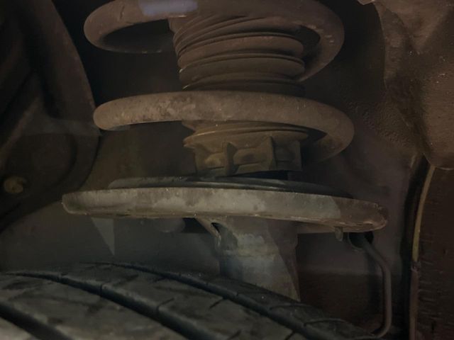 下回りの劣化予防の為の防錆加工の施工も承っております。降雪地域はもちろん、沿岸部にお住いの方や、趣味でマリン・ウィンタースポーツをされる方に大変好評いただいております。