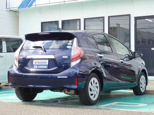通常の分割払いはもちろんのこと、新車登録から1年6カ月以内のお車に限りご利用いただける残価設定クレジット、かえるプランもご用意しております。