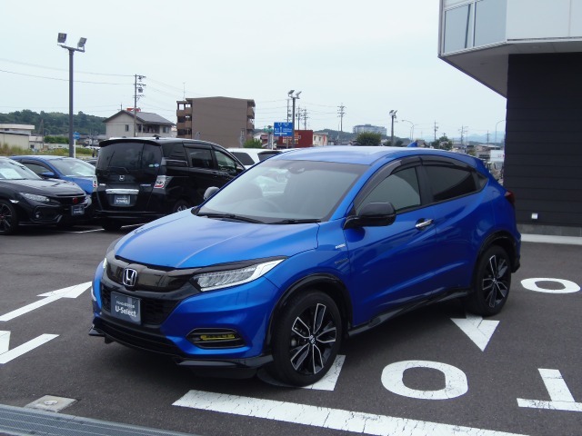 令和2年式のヴェゼルハイブリッドRS入庫！！純正メモリーナビ！！フロント左右シートヒーター！！純正ドライブレコーダー！！ETC！！