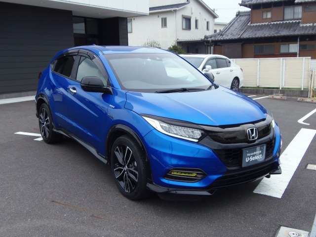 令和2年式のヴェゼルハイブリッドRS入庫！！純正メモリーナビ！！フロント左右シートヒーター！！純正ドライブレコーダー！！ETC！！