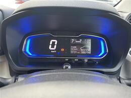 【メーターまわり】メーターまわりも鮮やかに照らし出され、デザイン、安全性ともにバッチリ！！