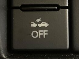 【スズキ　セーフティサポート】走行中に前方の車両等を認識し、衝突しそうな時は警報とブレーキで衝突回避と被害軽減をアシスト。より安全にドライブをお楽しみいただけます。