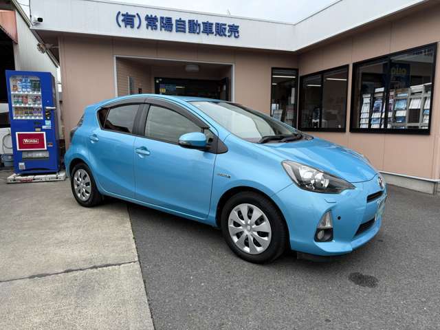 外装は当社専門スタッフが丁寧に磨きをかけてますのでピカピカです！