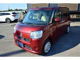 流山街道沿い！ブルーの看板が目印です。只今セール開催中！