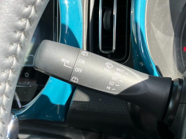 フロント＆リアワイパーを装備！フロントワイパーには少量の雨の際に役立つミスト機構と間欠機構付き！