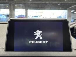 純正Dオーディオ装備！！　BluetoothやApple CarPlayなどお楽しみいただけます！！