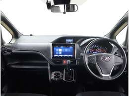 操作性の良いインパネ周り。視界も良好です。