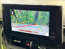 【バックカメラ】駐車時に後方がリアルタイム映像で確認できます。大型商業施設や立体駐車場での駐車時や、夜間のバック時に大活躍！運転スキルに関わらず、今や必須となった装備のひとつです！