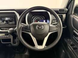 【店舗スタッフ】当店には、「新車」 「中古車」 「整備」 それぞれに専門スタッフがおります。中古車につきましては 「中古車スタッフ」 まで、お気軽にお問い合わせください！