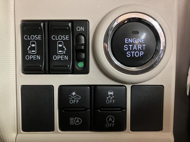 電子カードキーを携帯しているだけでエンジンの始動ができるプッシュボタンスタートを装備しています☆