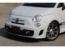 アバルト500　5MT　入庫しました！マニュアルで走りの楽しいお車です！純正アルミホイール　ETC　HID　ソリッドグレーがおしゃれです！お気軽にお問い合わせください！