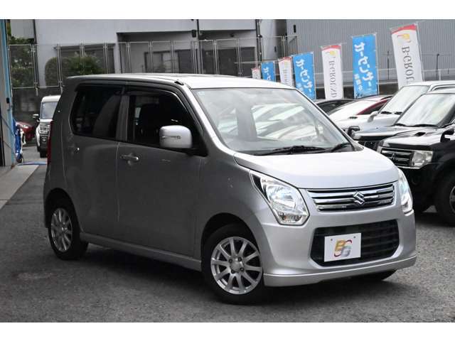 【全車内装外装仕上げ済み】当店では入庫時に徹底的に中も外もキレイに隅々まで仕上げております！見てがっかりはさせません。是非現車確認にお越し下さいませ。