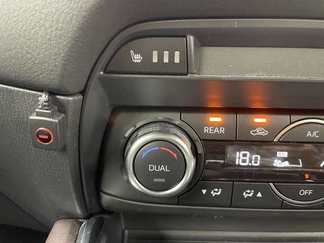 【運転席操作部】快適なドライブを楽しむための機能が装備されています！運転席から触れるので、使いやすいです！除菌プランいれていただくと、さらに清潔で安心していただけます！